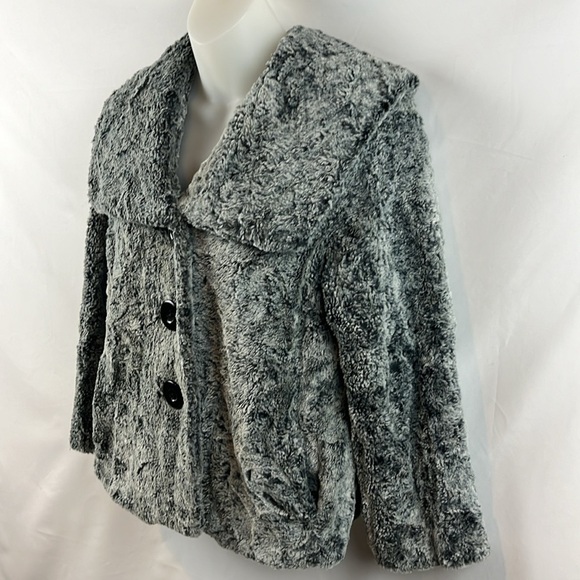 Cabi Chinchilly Gray Crop Jacket Party Dress Coat Plush Faux Fur Size S‎ - Picture 6 of 9